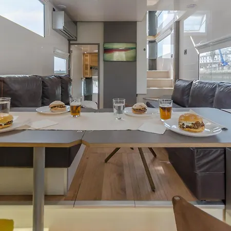 Exclusivas Vistas Al Mar En Casa Barco, Pleno Centro, Terraza, Parking * A Coruna