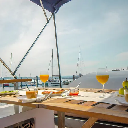 Exclusivas Vistas Al Mar En Casa Barco, Pleno Centro, Terraza, Parking Apartamento